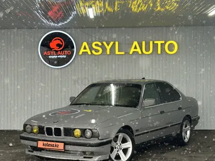 BMW 520 1990 года за 1 990 000 тг. в Шымкент