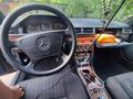 Mercedes-Benz E 220 1993 годаfor1 800 000 тг. в Астана – фото 2