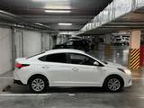 Hyundai Accent 2021 года за 7 100 000 тг. в Алматы – фото 2