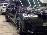 BMW X7 2021 года за 55 000 000 тг. в Астана – фото 2