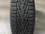Шины зимние шипованные Nokian 265/65/17 4 штүшін170 000 тг. в Астана