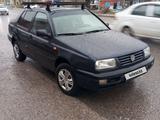 Volkswagen Vento 1992 годаfor1 000 000 тг. в Шымкент – фото 2