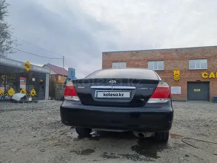 Toyota Camry 2005 года за 5 800 000 тг. в Усть-Каменогорск – фото 3