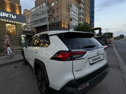 Toyota RAV4 2020 года за 14 000 000 тг. в Астана – фото 5
