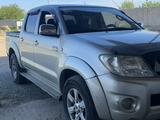 Toyota Hilux 2010 года за 9 500 000 тг. в Шымкент