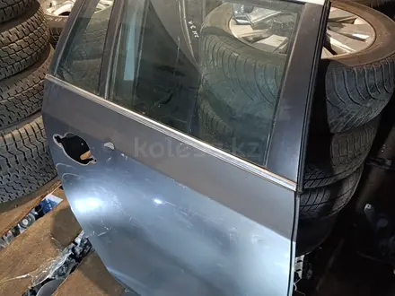 Дверь задняя правая на BMW E60 универсал за 10 000 тг. в Караганда – фото 2