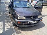 Volkswagen Golf 1994 года за 650 000 тг. в Шымкент