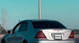 Mercedes-Benz C 200 2000 года за 2 300 000 тг. в Астана – фото 5