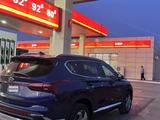 Hyundai Santa Fe 2021 годаfor13 600 000 тг. в Шымкент – фото 4