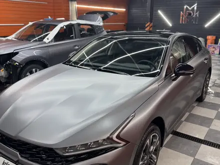 Kia K5 2025 года за 13 800 000 тг. в Астана – фото 10