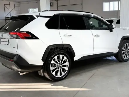 Toyota RAV4 2020 года за 13 900 000 тг. в Караганда – фото 5