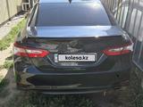 Toyota Camry 2018 года за 13 000 000 тг. в Костанай – фото 3