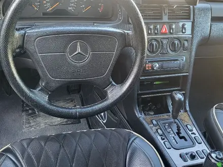 Mercedes-Benz E 320 1997 года за 2 800 000 тг. в Алматы – фото 5