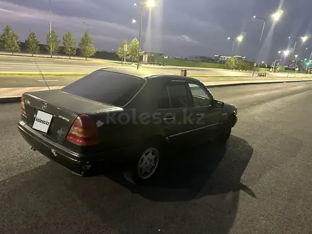 Mercedes-Benz C 280 1994 года за 1 200 000 тг. в Астана – фото 4