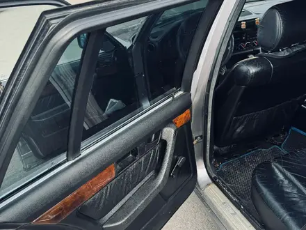 BMW 520 1995 года за 3 000 000 тг. в Астана – фото 4