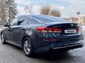 Kia K5 2018 года за 9 450 000 тг. в Алматы – фото 6