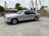 Mercedes-Benz E 280 1997 года за 3 800 000 тг. в Шымкент – фото 3