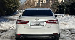 Toyota Camry 2021 годаfor21 500 000 тг. в Алматы – фото 3