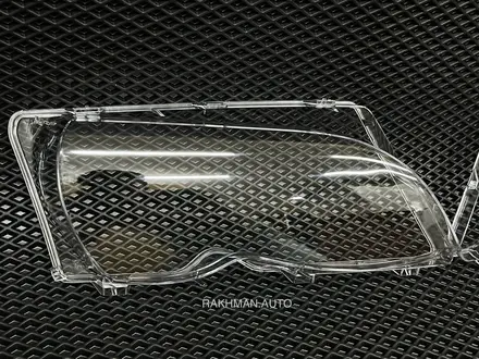 Стекла Фары Бмв Е46/BMW E46 за 15 000 тг. в Астана – фото 2