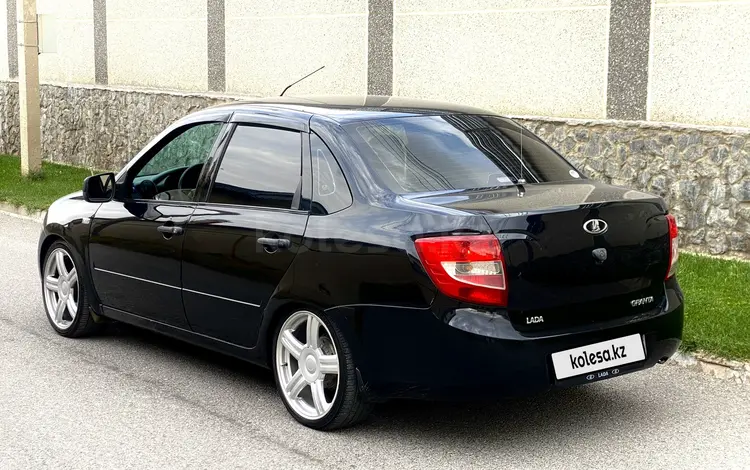 ВАЗ (Lada) Granta 2190 2014 года за 2 800 000 тг. в Шымкент