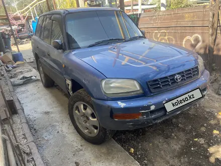 Toyota RAV4 1995 года за 1 900 000 тг. в Алматы – фото 2