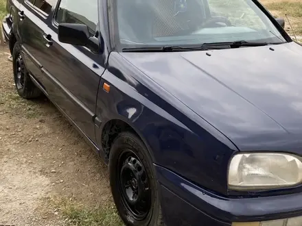 Volkswagen Golf 1997 года за 2 000 000 тг. в Сарыагаш