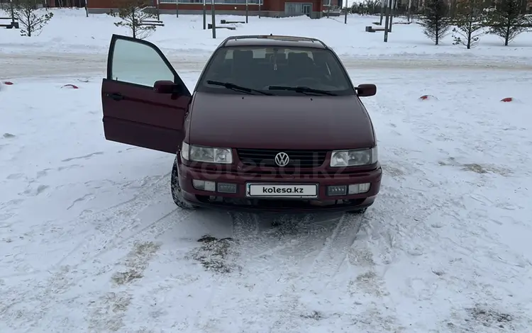 Volkswagen Passat 1995 годаүшін1 550 000 тг. в Петропавловск