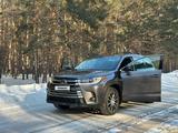 Toyota Highlander 2017 годаүшін19 000 000 тг. в Петропавловск – фото 2