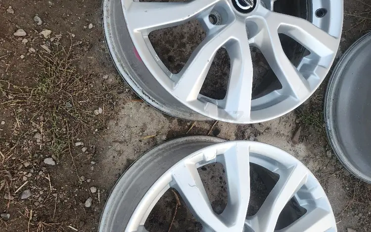 Легкосплавные, оригинальные диски бу на Ниссан r 17 за 210 000 тг. в Алматы