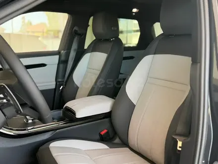 Land Rover Range Rover Evoque Dynamic SE 2026 года за 47 000 000 тг. в Костанай – фото 12