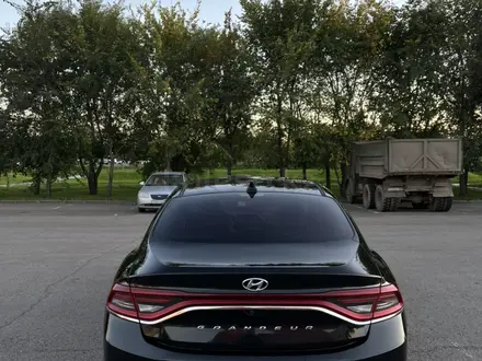 Hyundai Grandeur 2017 года за 9 500 000 тг. в Астана – фото 7