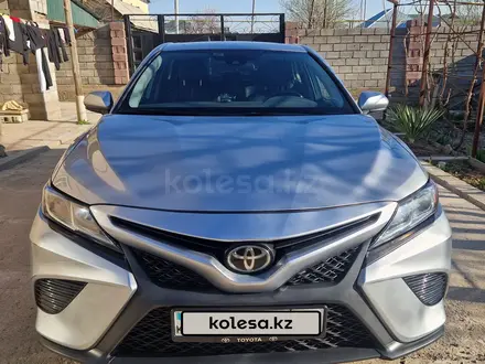 Toyota Camry 2019 года за 12 800 000 тг. в Алматы