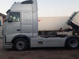 Volvo  FH 2013 года за 16 500 000 тг. в Шымкент – фото 2