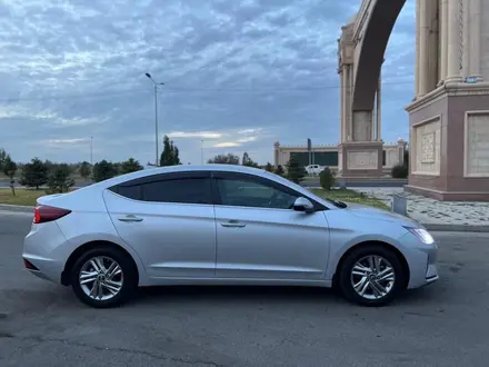 Hyundai Elantra 2019 года за 9 000 000 тг. в Тараз – фото 5