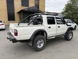 Toyota Hilux 2004 года за 6 000 000 тг. в Семей – фото 2