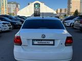 Volkswagen Polo 2014 годаүшін2 750 000 тг. в Астана – фото 2