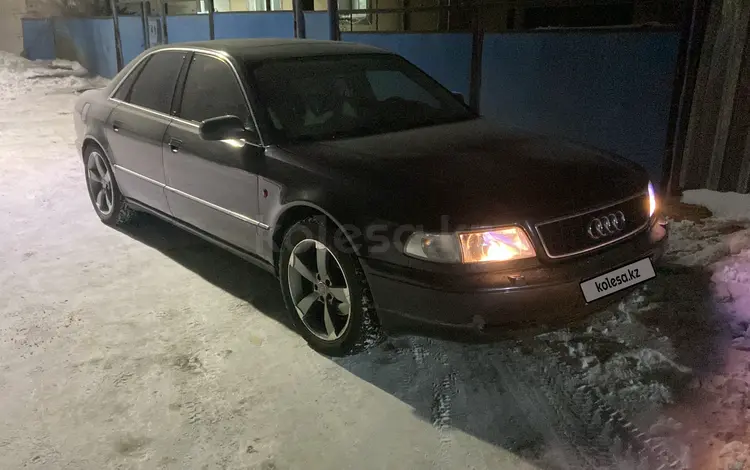 Audi A8 1996 годаfor2 400 000 тг. в Сатпаев