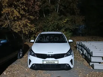 Kia Rio 2022 года за 9 200 000 тг. в Усть-Каменогорск