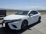 Toyota Camry 2019 года за 10 499 000 тг. в Алматы – фото 2