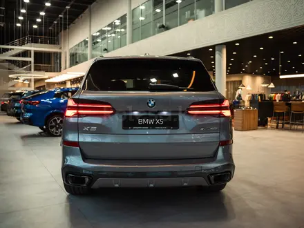 BMW X5 XDrive 40i 2026 года за 66 388 445 тг. в Алматы – фото 4