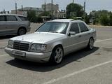 Mercedes-Benz E 320 1994 годаүшін4 000 000 тг. в Тараз – фото 2