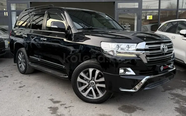 Toyota Land Cruiser 2017 годаүшін32 500 000 тг. в Шымкент