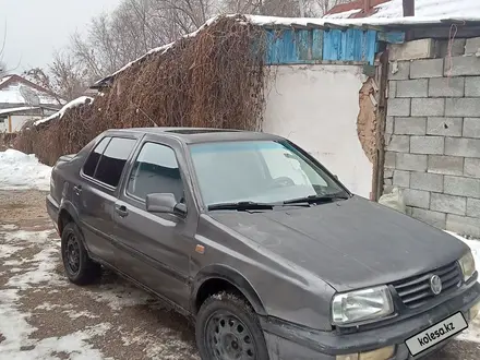 Volkswagen Vento 1996 года за 850 000 тг. в Талгар – фото 3