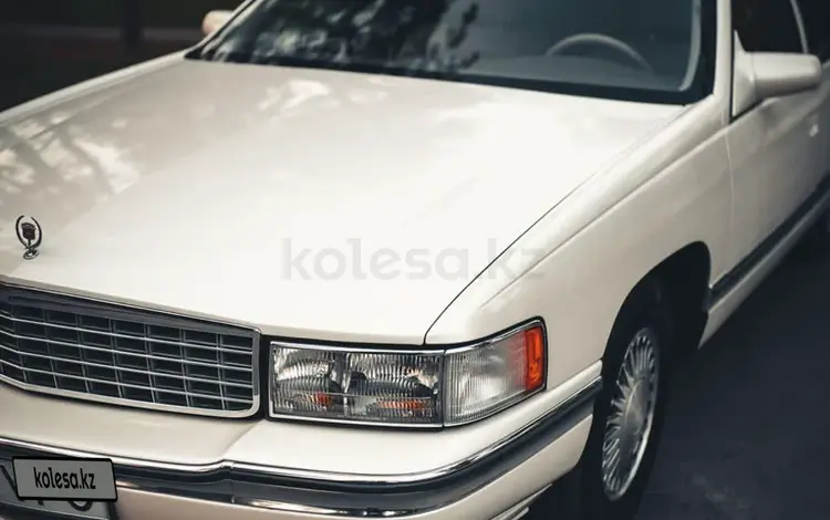 Cadillac De Ville 1994 годаүшін9 700 000 тг. в Алматы