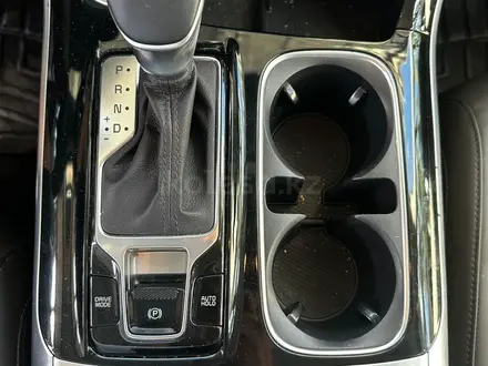 Kia Carnival 2021 года за 17 500 000 тг. в Шымкент – фото 15