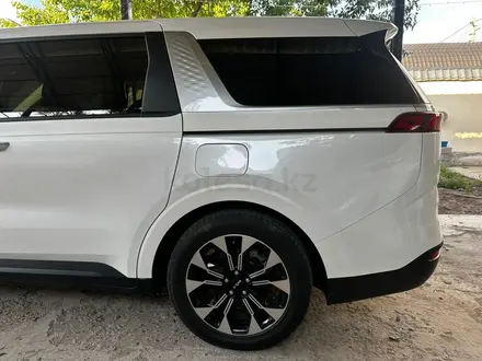 Kia Carnival 2021 года за 17 500 000 тг. в Шымкент – фото 20