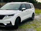 Kia Carnival 2021 года за 17 500 000 тг. в Шымкент – фото 5