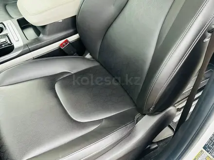 Kia Carnival 2021 года за 17 500 000 тг. в Шымкент – фото 37