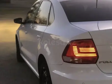 Volkswagen Polo 2018 года за 4 700 000 тг. в Актобе – фото 4