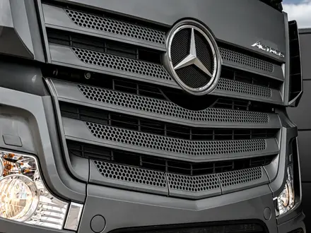 Mercedes-Benz  Actros 2024 года за 45 000 000 тг. в Астана – фото 15